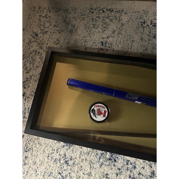 Jordan Staal autographed full-size stick and puck framed with PSA certification - Picture 2 of 5